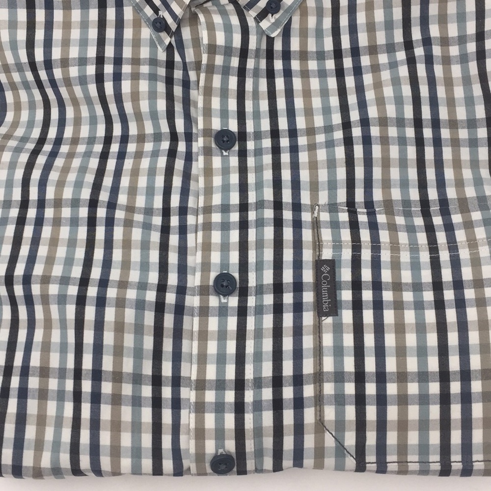 Columbia Size Medium Button Down Shirt 👔 - Picture 4 of 5